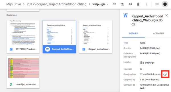 Ook van documenten die opgeladen werden, zoals foto’s, tekstbestanden, rekenbladen, etc. kunnen meerdere versies bewaard worden.